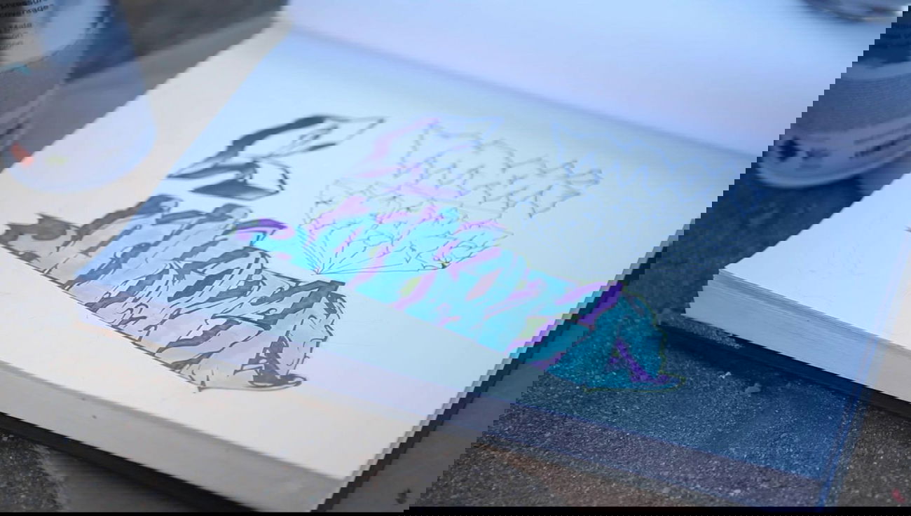 Graffiti Sketch - Photo by AroX