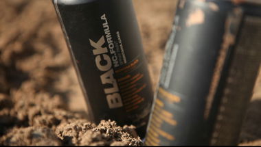 Graffiti Artwork - Photo by AroX