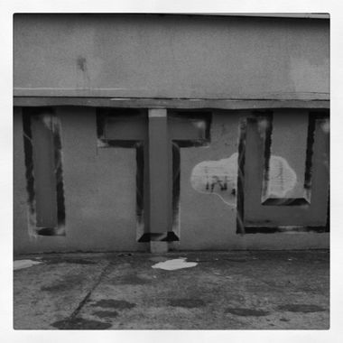 Graffiti Wall - Photo by AroX - ITU