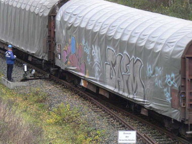 Graffiti Train - Photo by Arschloch - SAIM