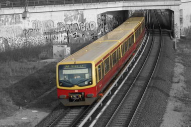 Graffiti Bombing in Berlin - Photo by Arschloch - rma, bad, bns