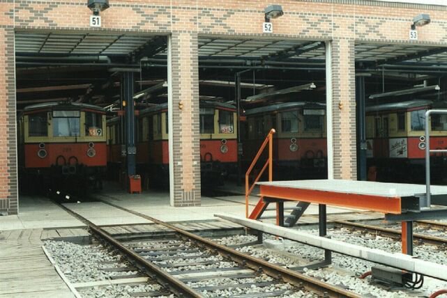 Graffiti Artwork in Berlin - Photo by Arschloch - 1991