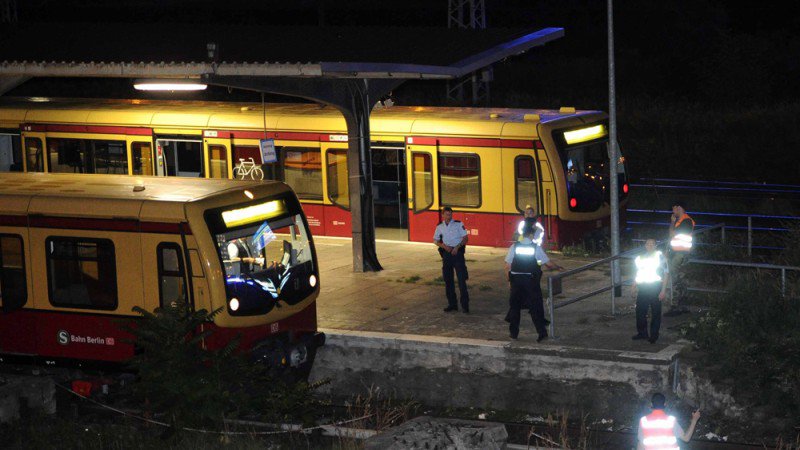 Graffiti Artwork - Photo by Arschloch