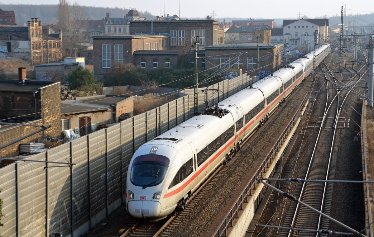 Graffiti Artwork - Photo by Arschloch - ice