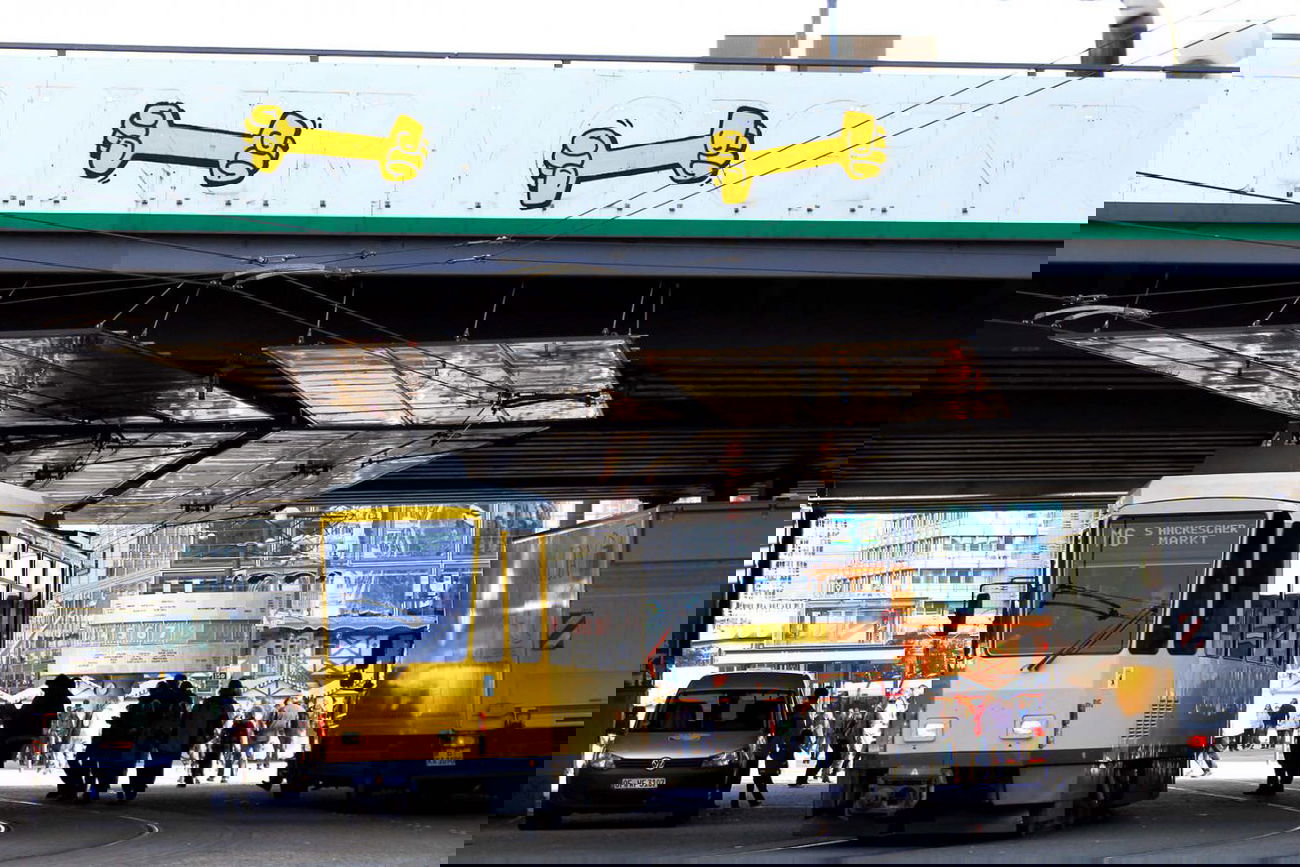 Graffiti Street Art in Berlin - Photo by Arschloch - kripoe