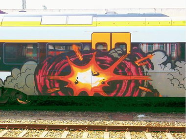 Graffiti Train - Photo by Arschloch - BOOM