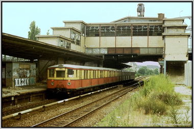 Graffiti Artwork in Berlin - Photo by Arschloch