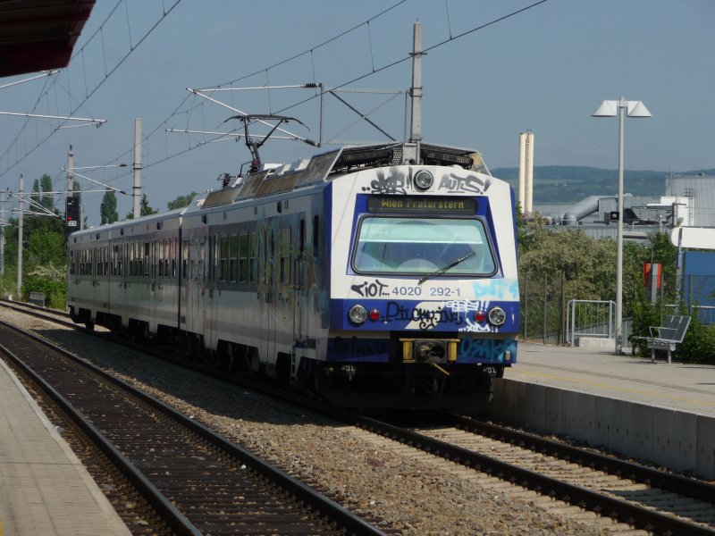 Graffiti Artwork - Photo by Arschloch - auts, osaka