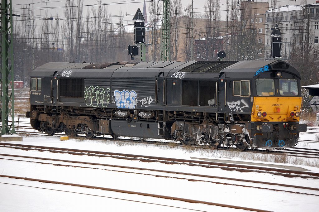 Graffiti Train - Photo by Arschloch - pigs