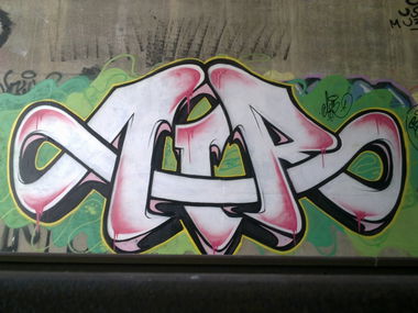 Graffiti Wall - Photo by ArtInReality - Edinburgh (2014)