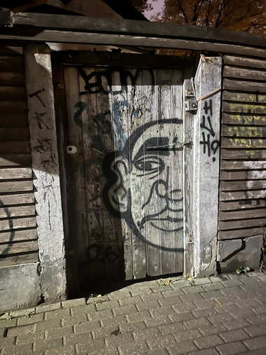 Graffiti Bombing in Riga - Photo by ArtOfCrime - LVgraff