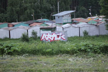 Graffiti Bombing - Photo by Artek