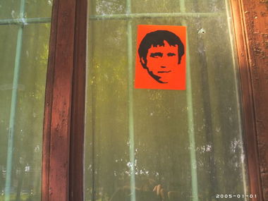 Graffiti Street Art - Photo by Artemio (2012)