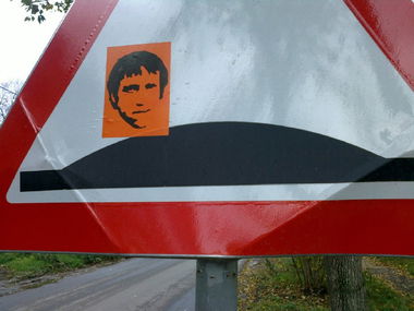 Graffiti Street Art - Photo by Artemio (2012)