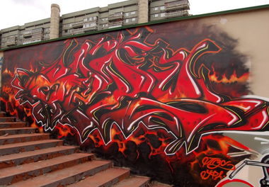 Graffiti Wall - Photo by Artue (2011)