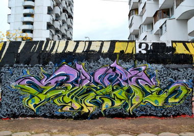 Graffiti Wall - Photo by Artue (2012)