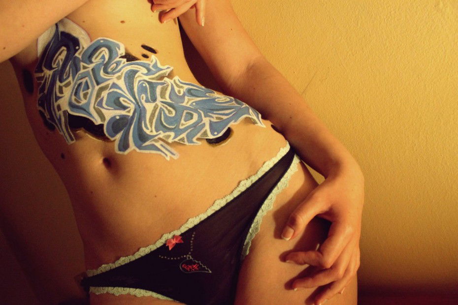 Graffiti Artwork - Photo by Artue