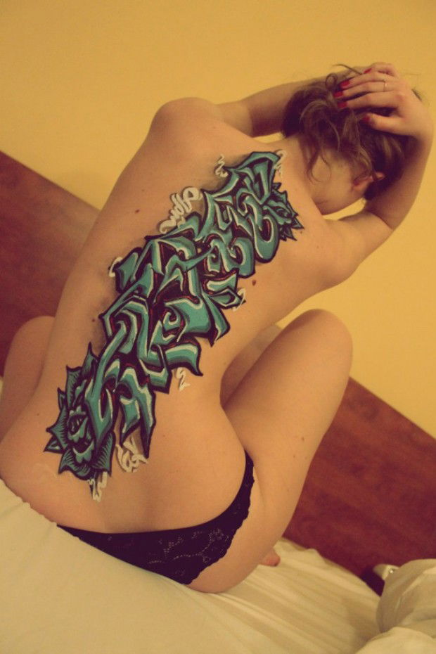 Graffiti Artwork - Photo by Artue (2013)