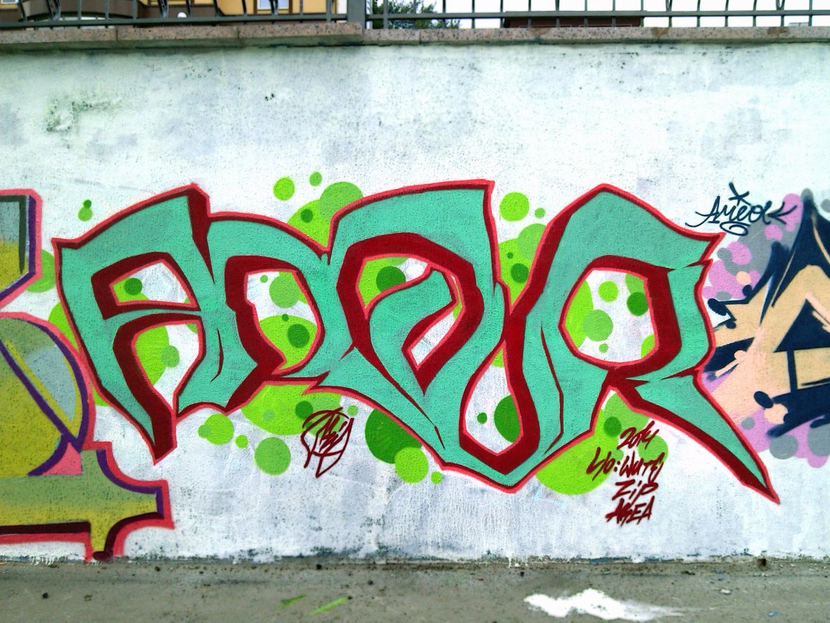 Graffiti Wall - Photo by Artur93