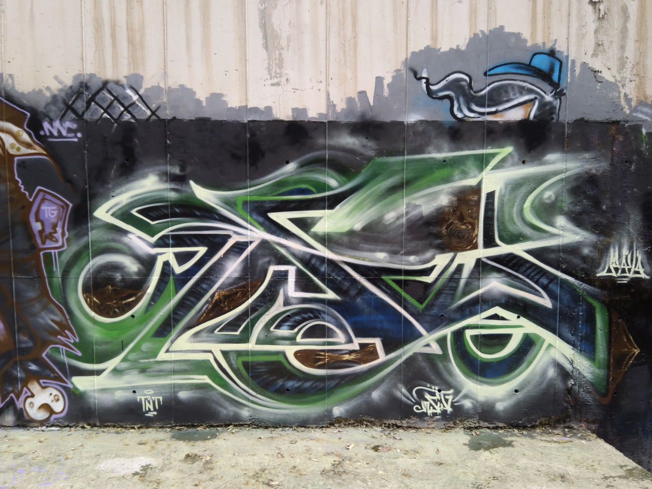 Graffiti Wall - Photo by AshkarGraffiti - ashkargraffiti, persianletters, exitcrew