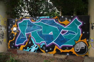 Graffiti Wall - Photo by Asmek (2015)