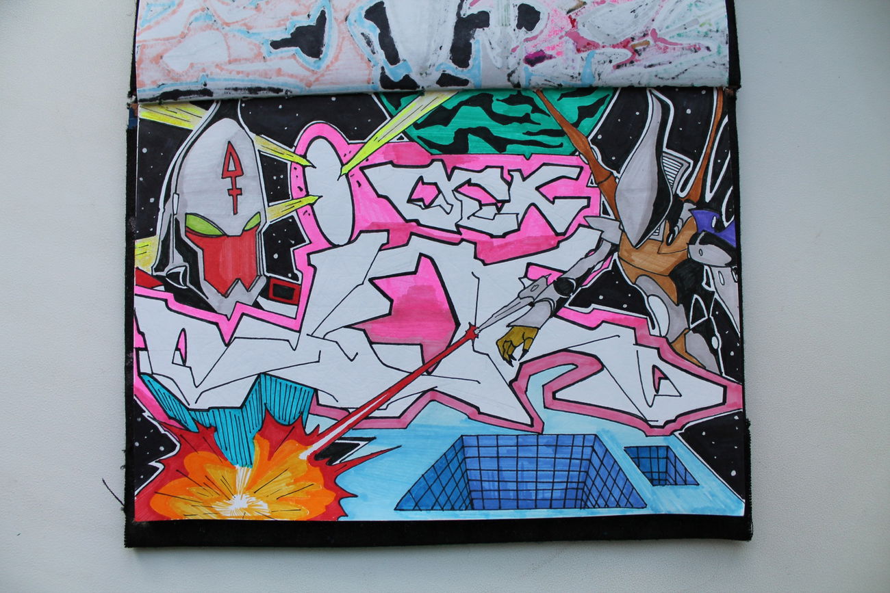 Graffiti Sketch - Photo by Asmek (2015)