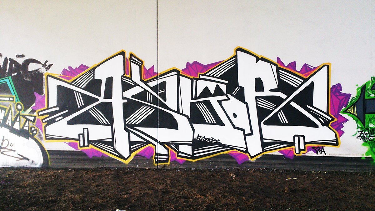 Graffiti Wall in Poland - Photo by Asqor - Askor (2013)