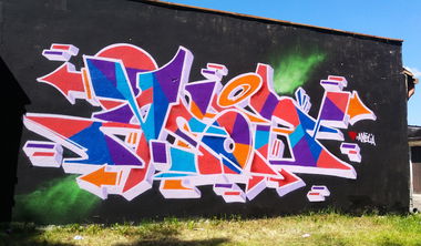 Graffiti Wall - Photo by Asqor - askor, wabs, yo (2016)