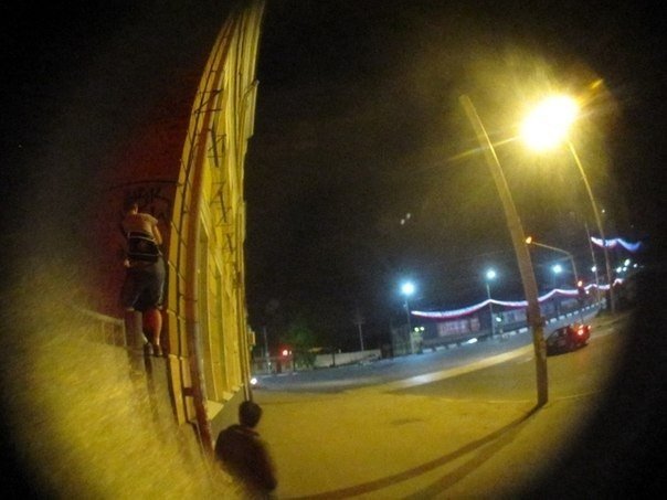 Graffiti Artwork - Photo by Astrafat