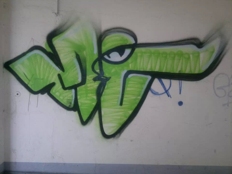 Graffiti Wall - Photo by AugustUndTiner - ThrowUp, MC, Munich