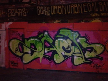 Graffiti Wall - Photo by AugustUndTiner - zack