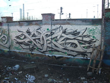 Graffiti Wall - Photo by AugustUndTiner