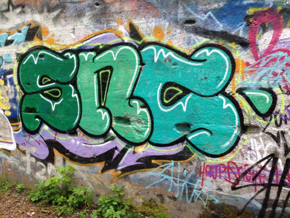 Graffiti Wall - Photo by AugustUndTiner