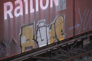 Graffiti Train - Photo by AugustUndTiner