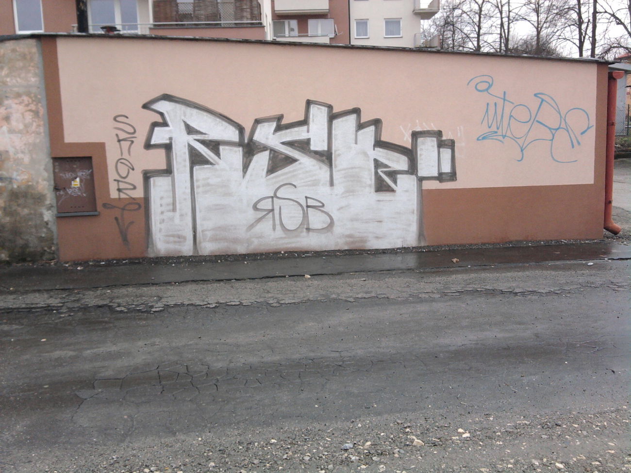 Graffiti Wall - Photo by Aver - RSB