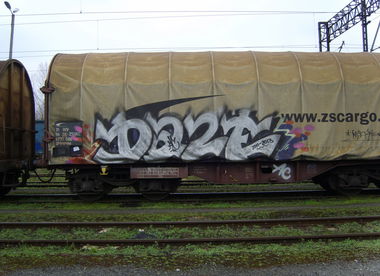 Graffiti Train - Photo by Aver - DAZE, AC (2013)