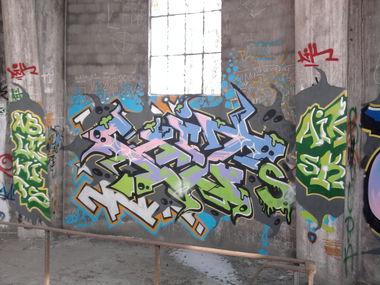 Graffiti Wall - Photo by Aver - HITS