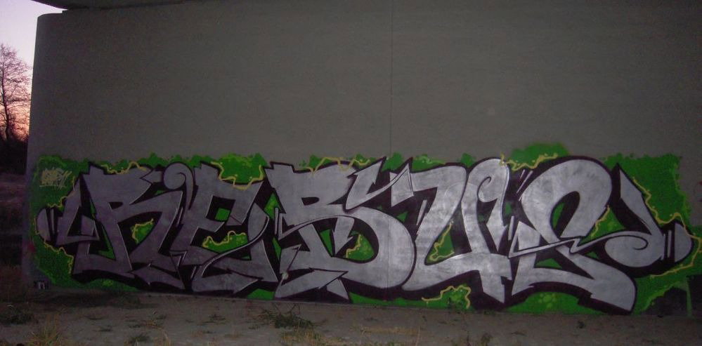 Graffiti Photo by Aver - REBUS, KTH, REIN