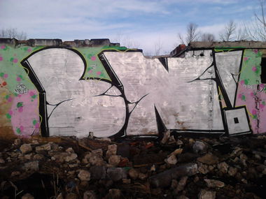 Graffiti Wall - Photo by Aver - BN, BAD, NEWS