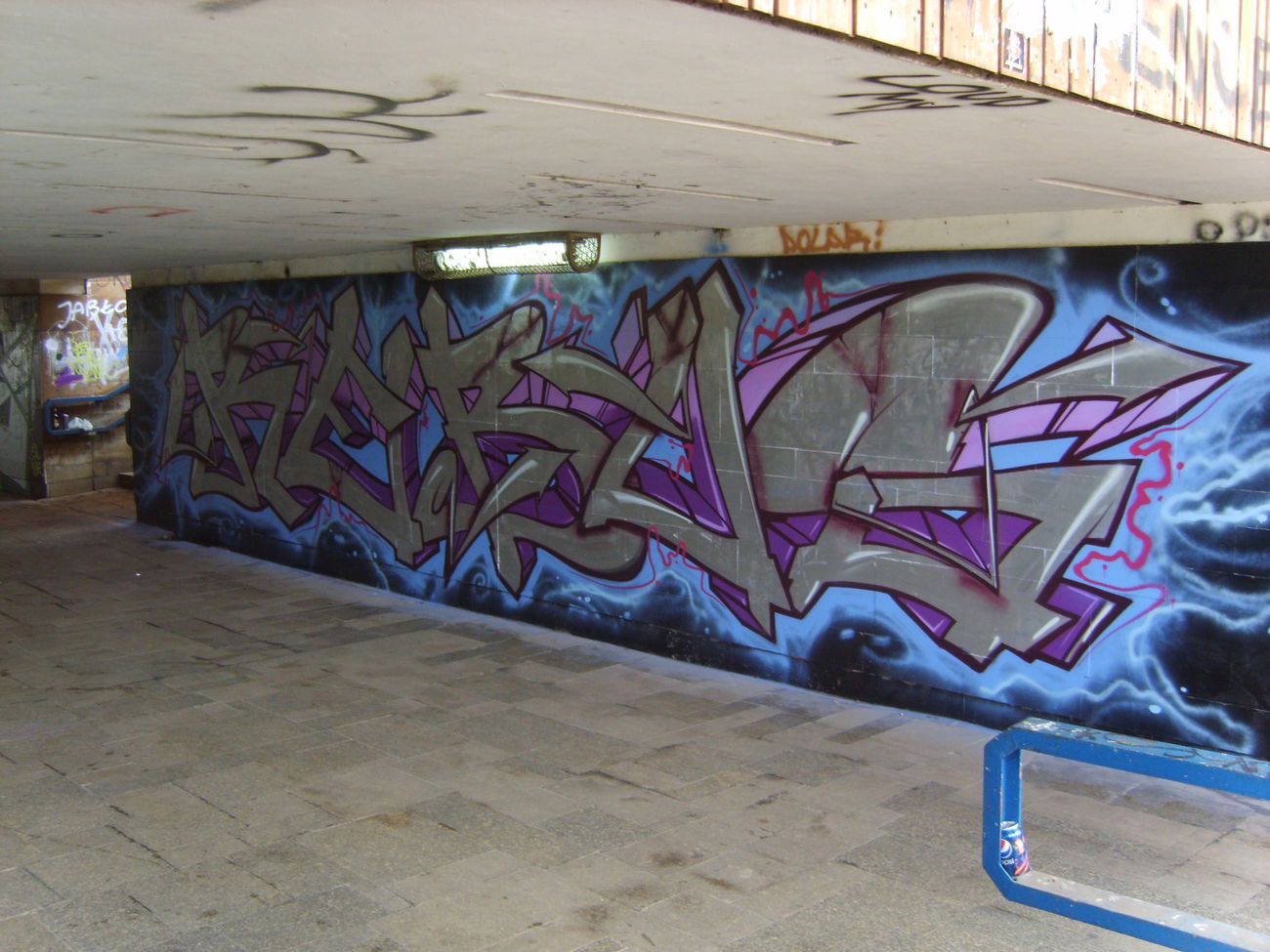 Graffiti Wall - Photo by Aver - REBUS