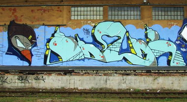 Graffiti Wall - Photo by Aver - DOLAR