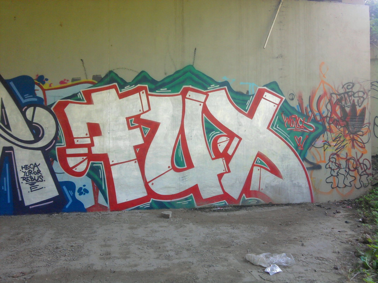 Graffiti Wall - Photo by Aver