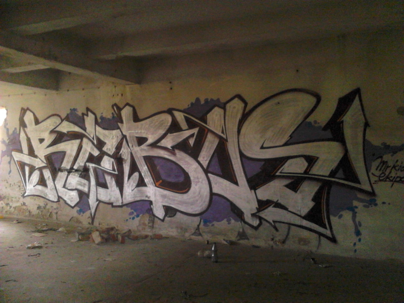 Graffiti Wall - Photo by Aver