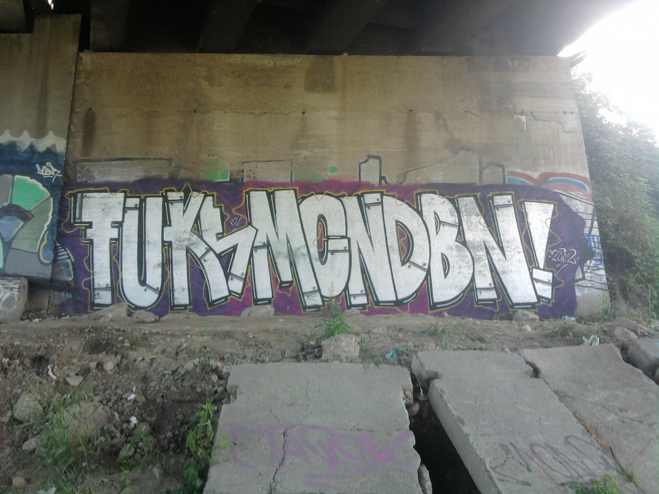 Graffiti Wall - Photo by Aver