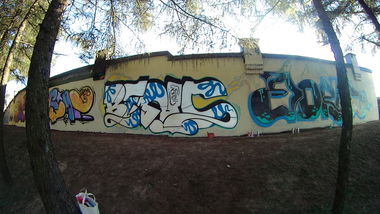 Graffiti Wall in Lublin - Photo by B3ncon3 - Bosad, Benc, Borneo (2014)