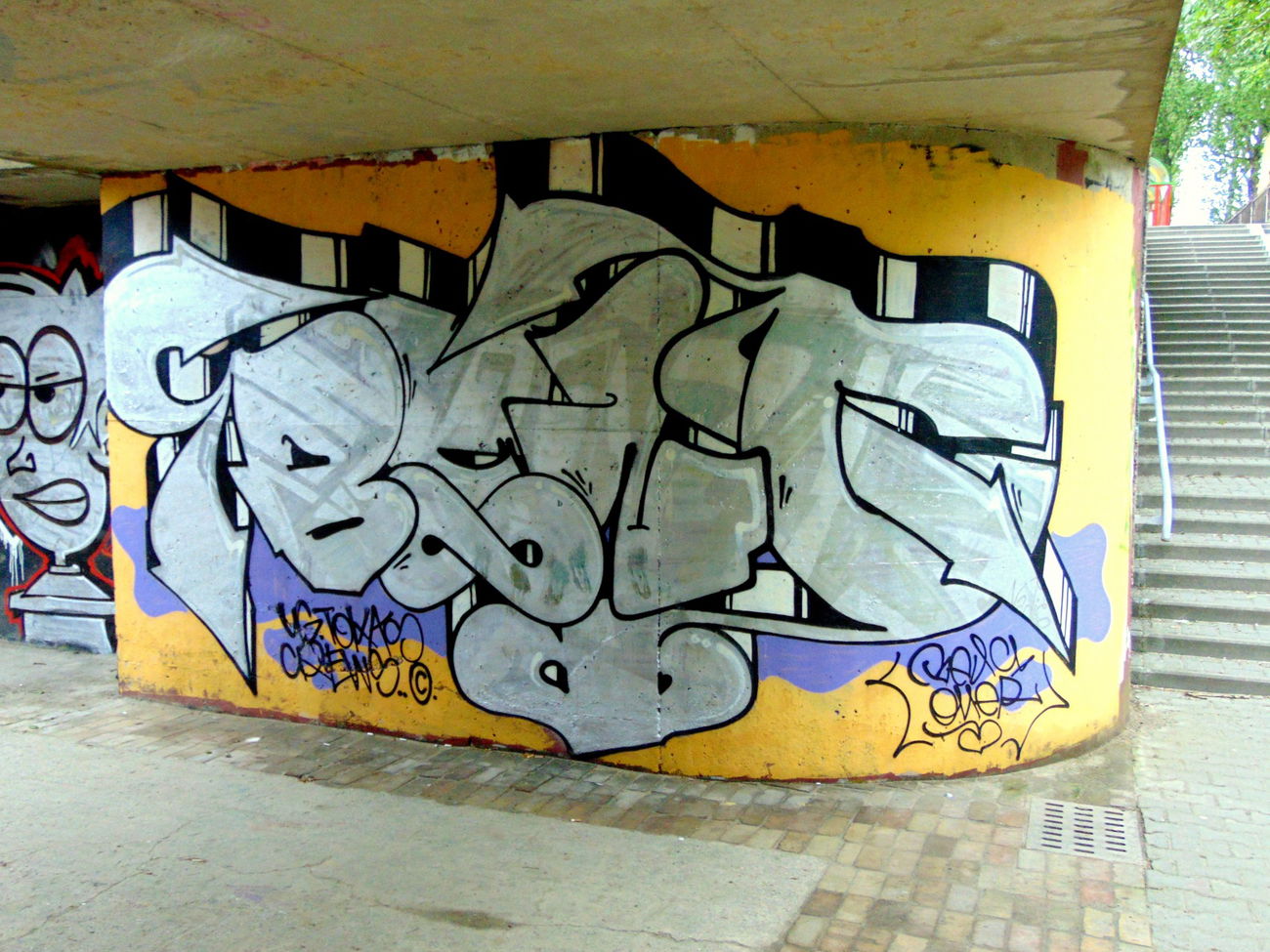 Graffiti Wall in Lublin - Photo by B3ncon3 - Borneo, Benc (2014)