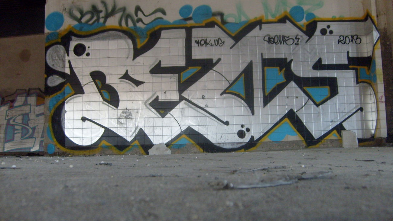 Graffiti Wall in Polska - Photo by B3ncon3 - Benc (2013)