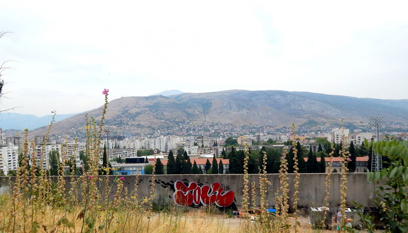 Graffiti Wall - Photo by B3ncon3 - Ganer, Benc, Tok (2017)