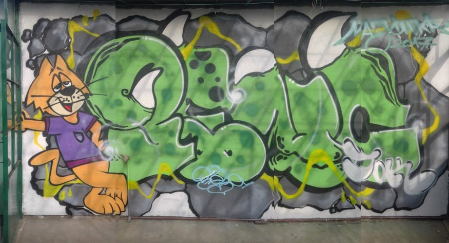 Graffiti Wall - Photo by B3ncon3