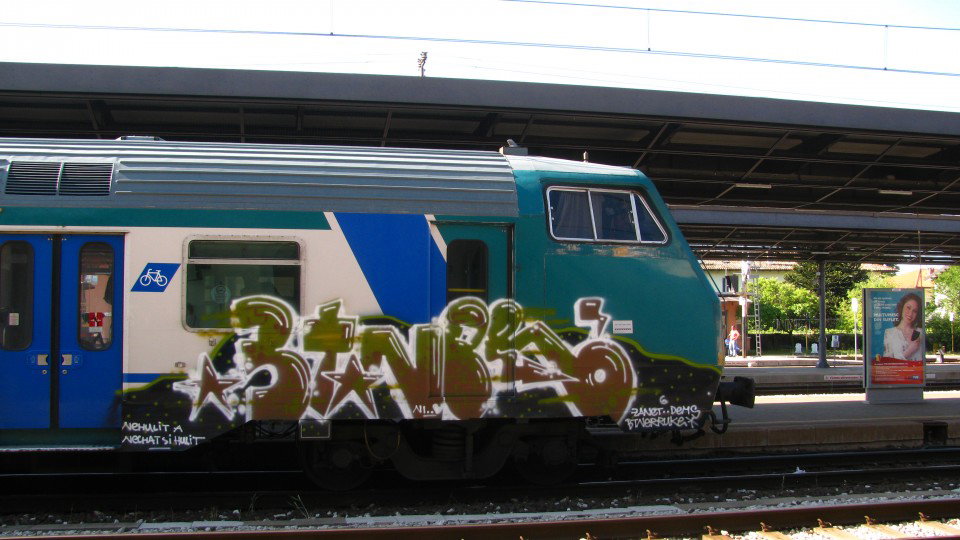 Graffiti Train - Photo by B52